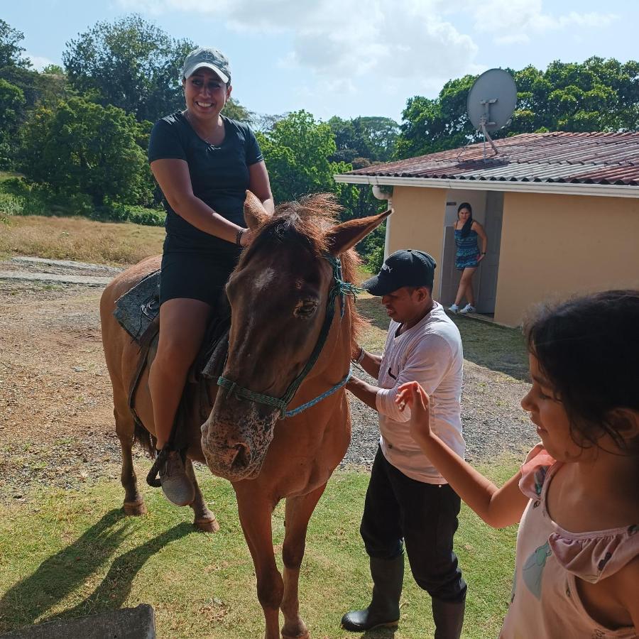 Rancho Juancho Hotel Portobelo Buitenkant foto